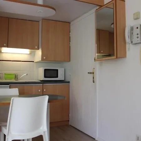 Studio La Rochelle, 1 Piece, 2 Personnes - Fr-1-246-3 Λα Ροσέλ